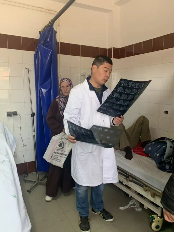 股联社 跨越山海行医路，普陀医生在摩洛哥的“执拗”坚守与温情互动